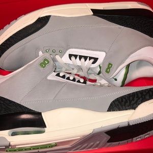 Air Jordan 3 Retro "chlorophyll" 136064 006 Size17